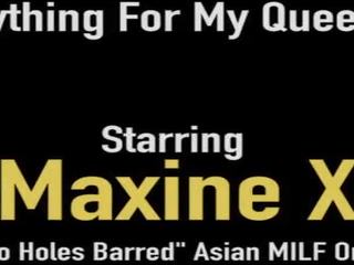 Asian Mommy Maxine X Spreads Her Thick Thighs for a Hard member in Her Pussy!